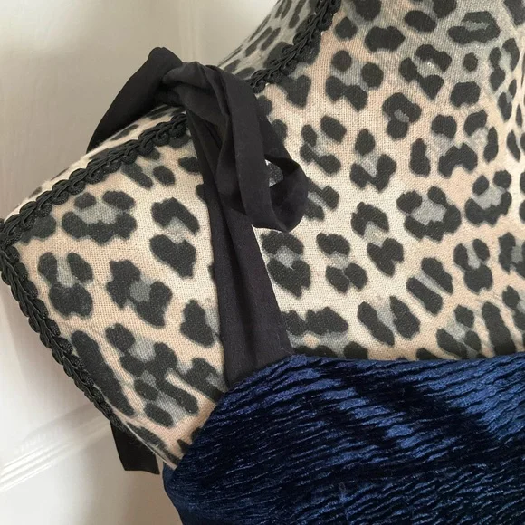 En Saison Navy Velvet Tank Top - Picture 11 of 12